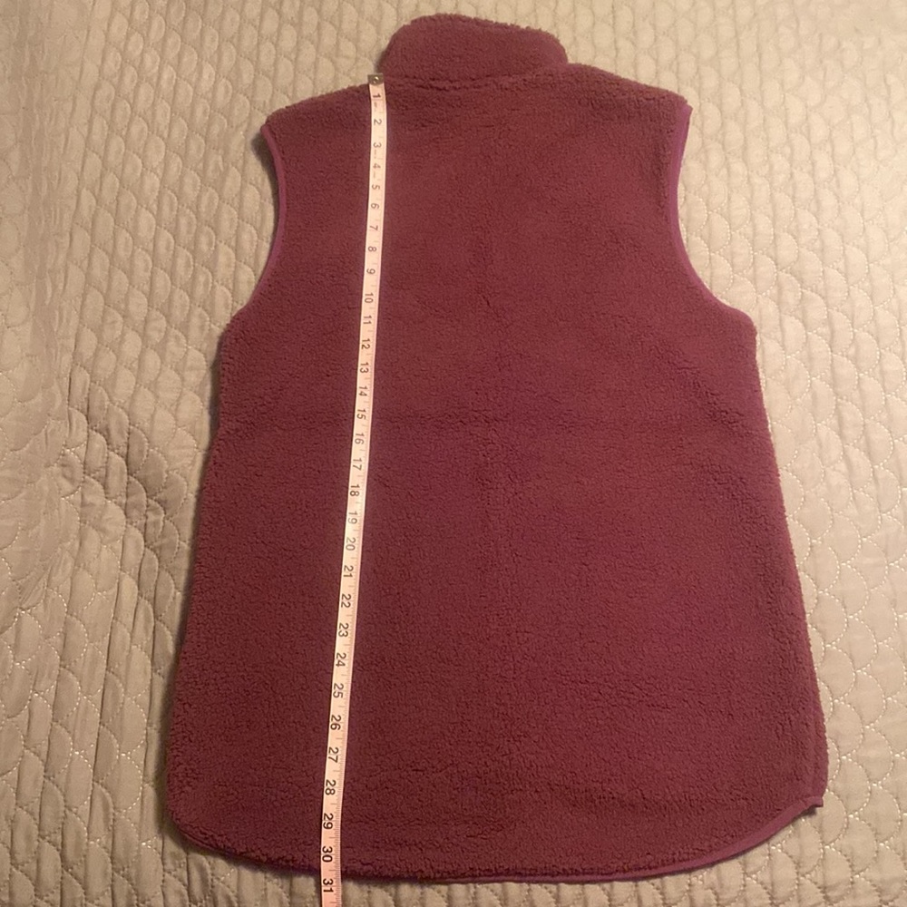 BNWT Sherpa long vest from Columbia. Color: Marionberry. - Picture 9 of 11